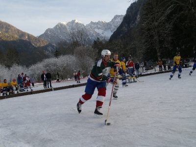 jezersko-stara-posta-hostel-aktivnosti-hokej