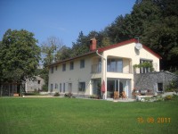 APARTMAJI TURIST-DOMAČIJA LOJTRNIK d.o.o.-SENOŽEČE-POISCI ME