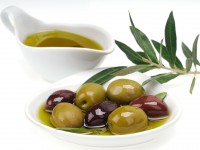 Fresh olives in extra virgin olive oil