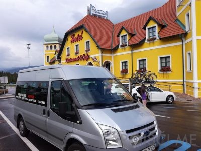 PREVOZI OSEB IN ODDAJA KOMBIJA V NAJEM ROBERT MLAKAR S.P. Brezje